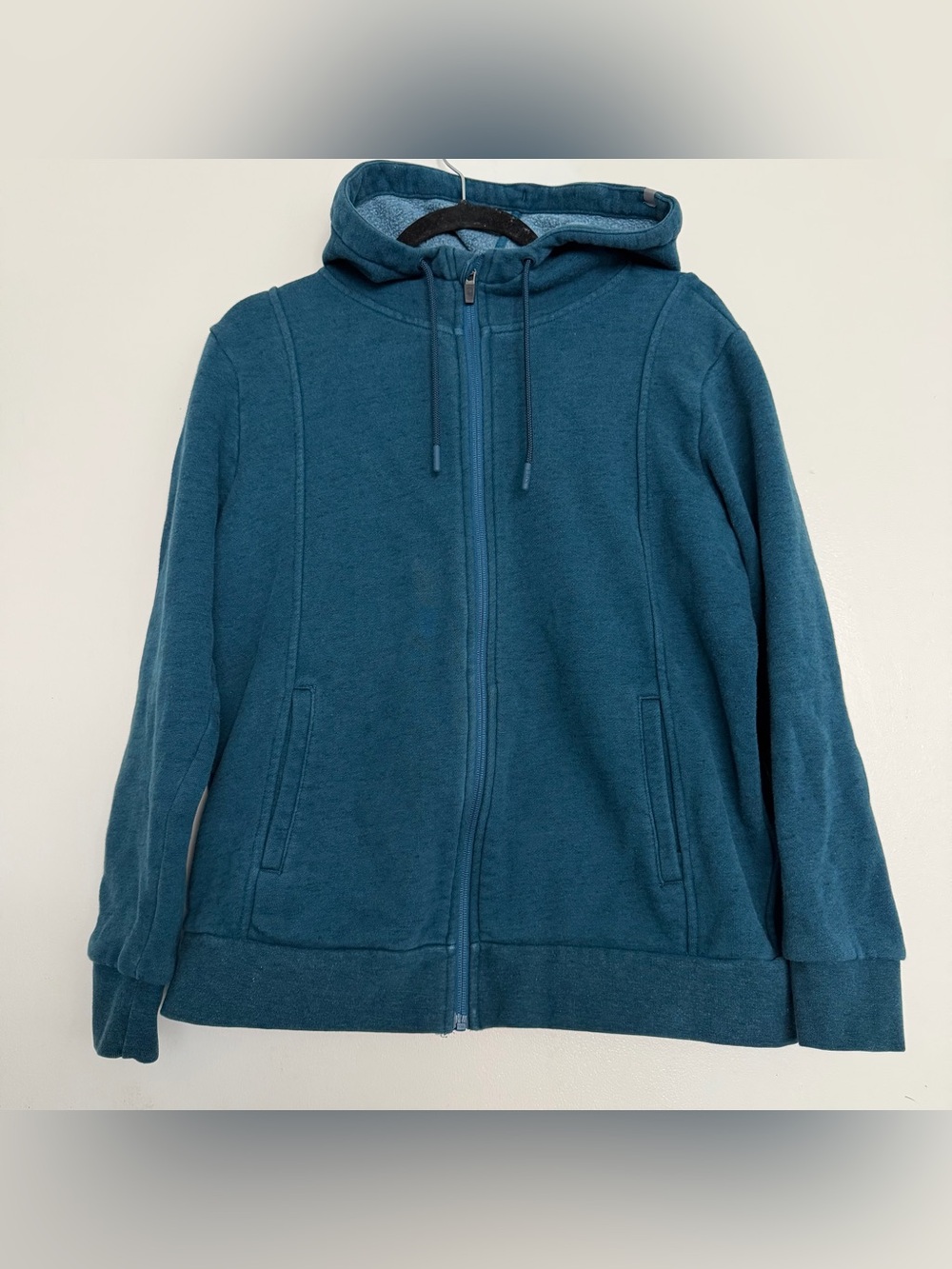 Women’s FIGS Essential 2.0 Hoodie Deep Reef 2808 Size Medium